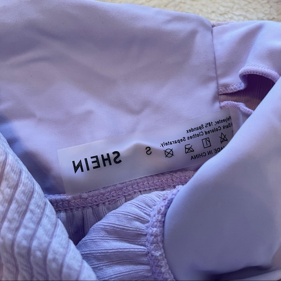 3/30 Shein ruffle bikini top small - Picture 3 of 5